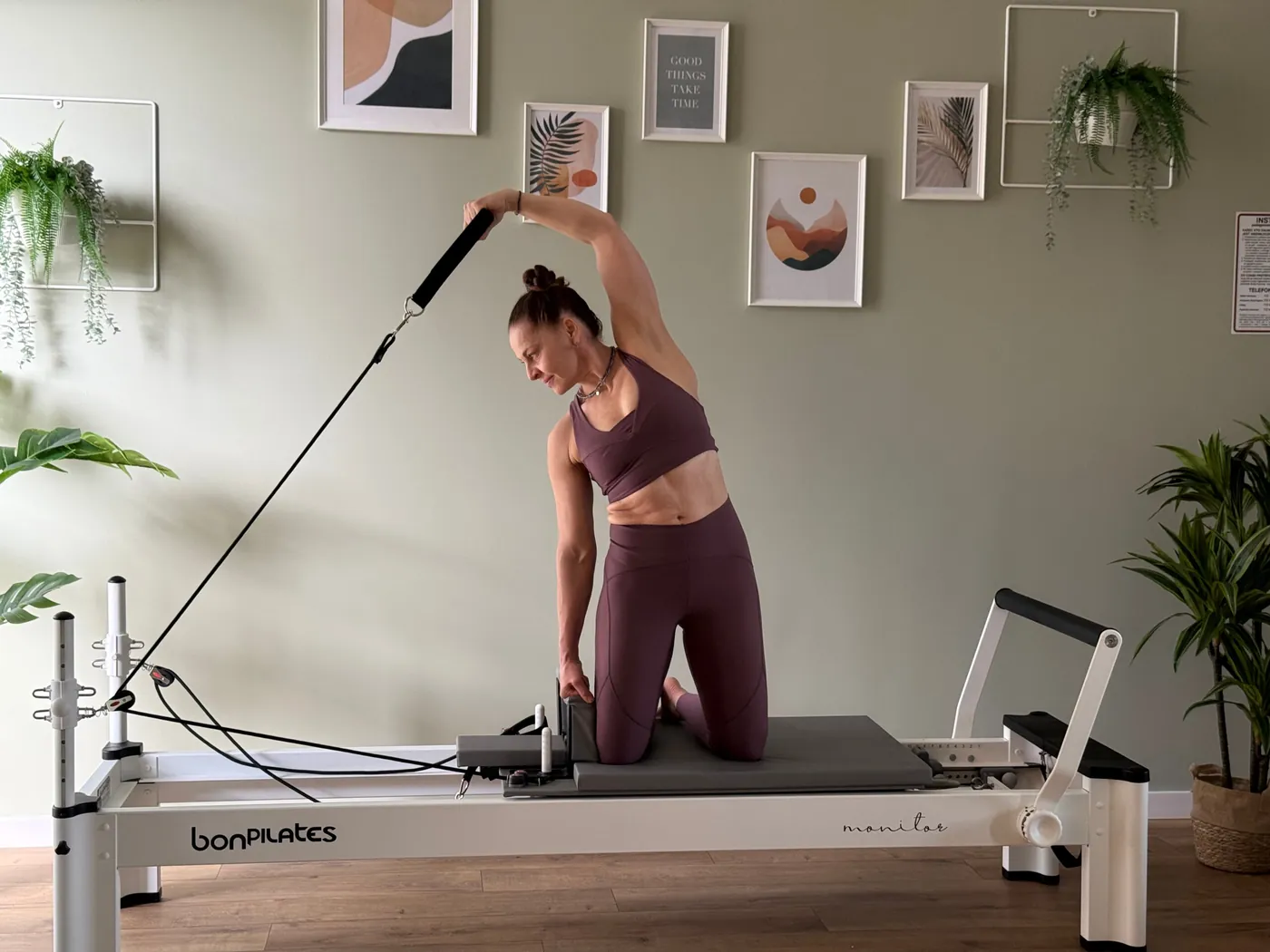 Ruch to zdrowie: Jak aktywność fizyczna, np. pilates, realnie spowalnia starzenie?